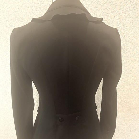 Ladies Black WHBM Double Breasted Ruffled Collar Blazer - Size 00 - EUC - Picture 4 of 6